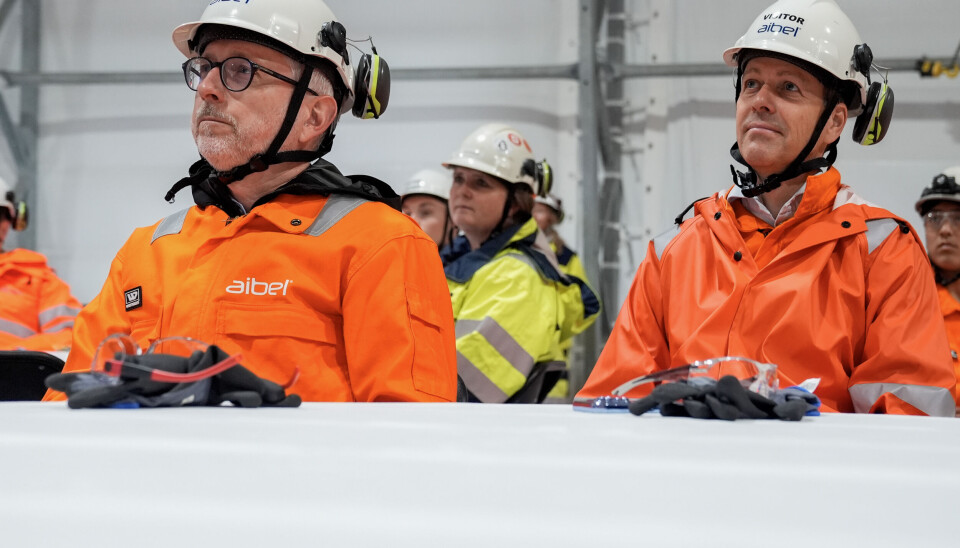 Leder Bård Vegar Solhjell i Fornybar Norge og administrerende direktør i Norges Rederiforbund, Knut Arild Hareide, under regjeringens framleggelse av ny havvindstrategi tirsdag.