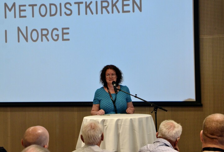 Når teologien svikter, begynner en å «slå»