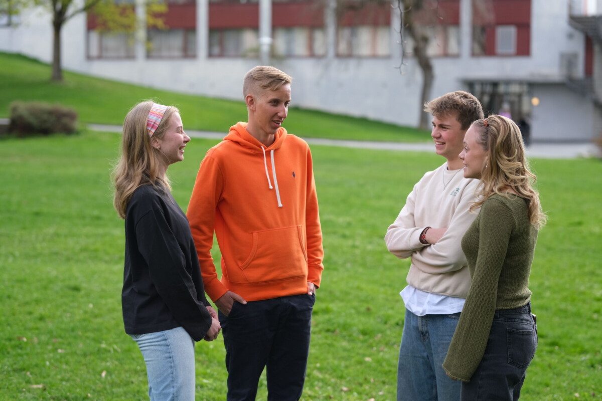 It uslubidagi ayolning jinsiy aloqa fotosurati